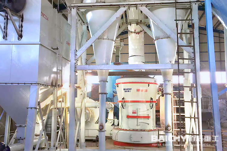 時產(chǎn)10-15噸白云石磨粉生產(chǎn)線